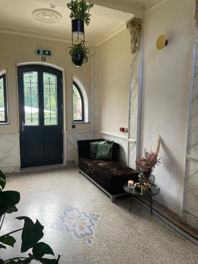 B&B Het Notarishuis - Authentiek Verblijf Nabij Maastricht Fourons Extérieur photo