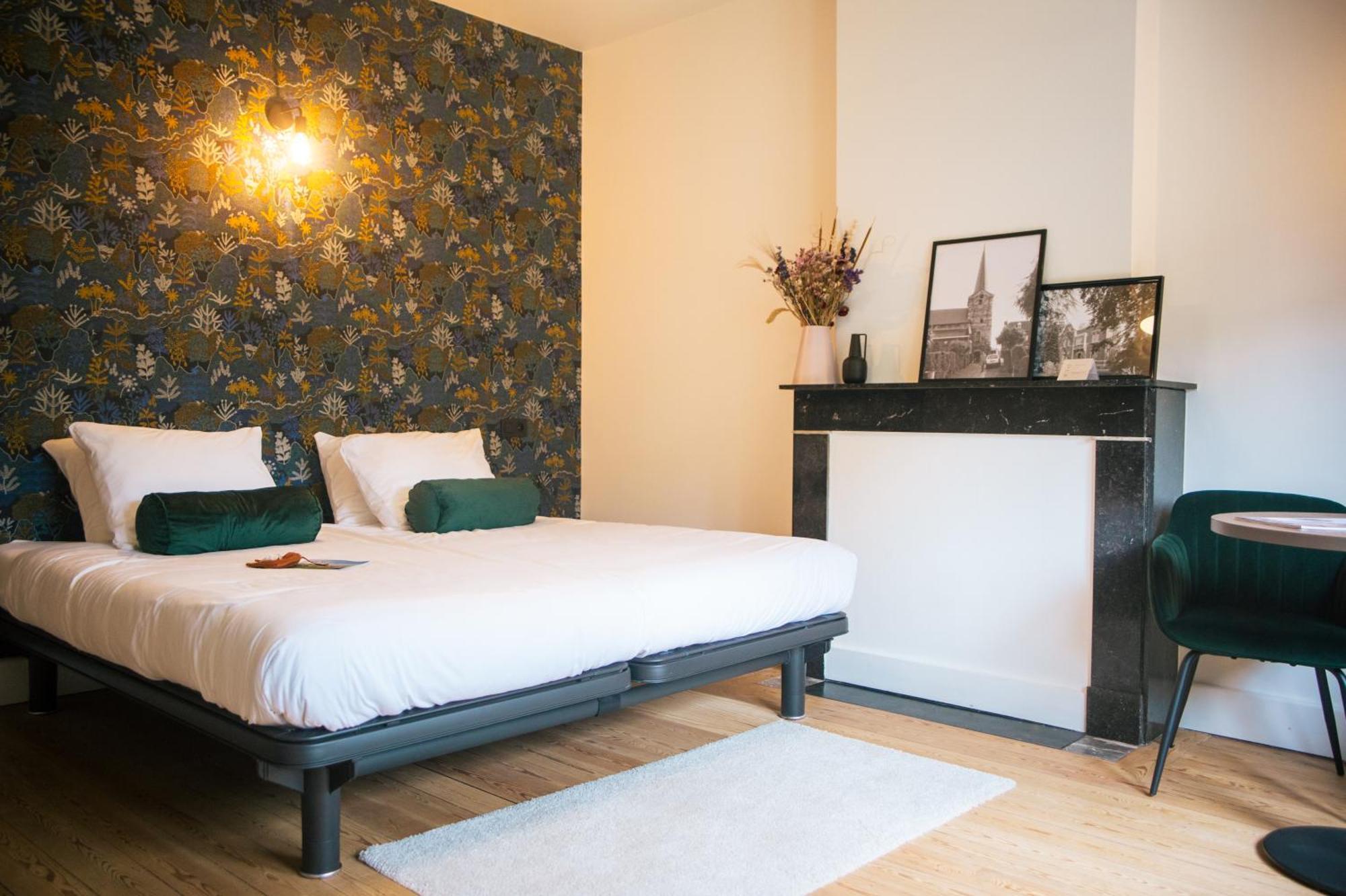 B&B Het Notarishuis - Authentiek Verblijf Nabij Maastricht Fourons Extérieur photo