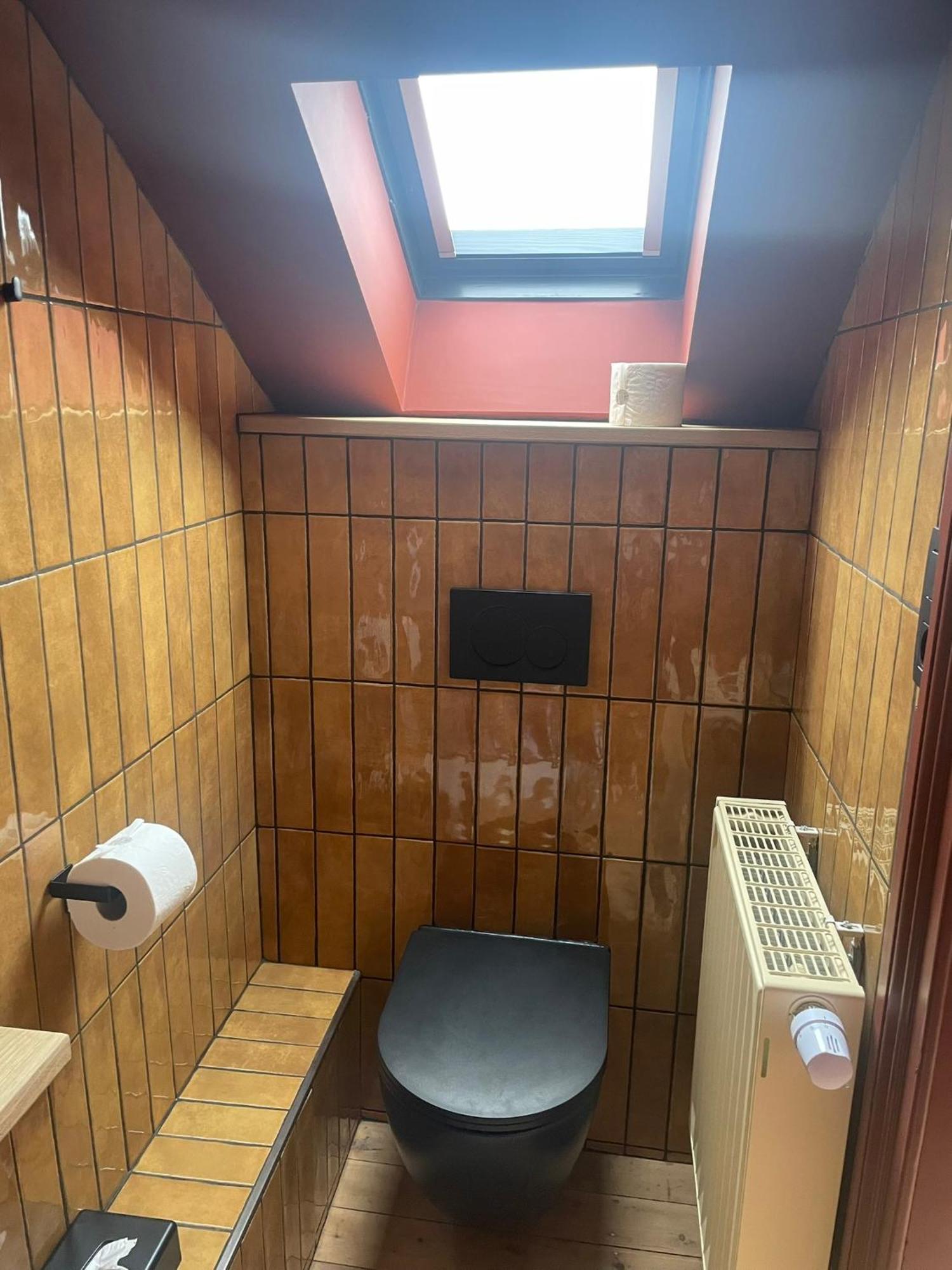 B&B Het Notarishuis - Authentiek Verblijf Nabij Maastricht Fourons Extérieur photo