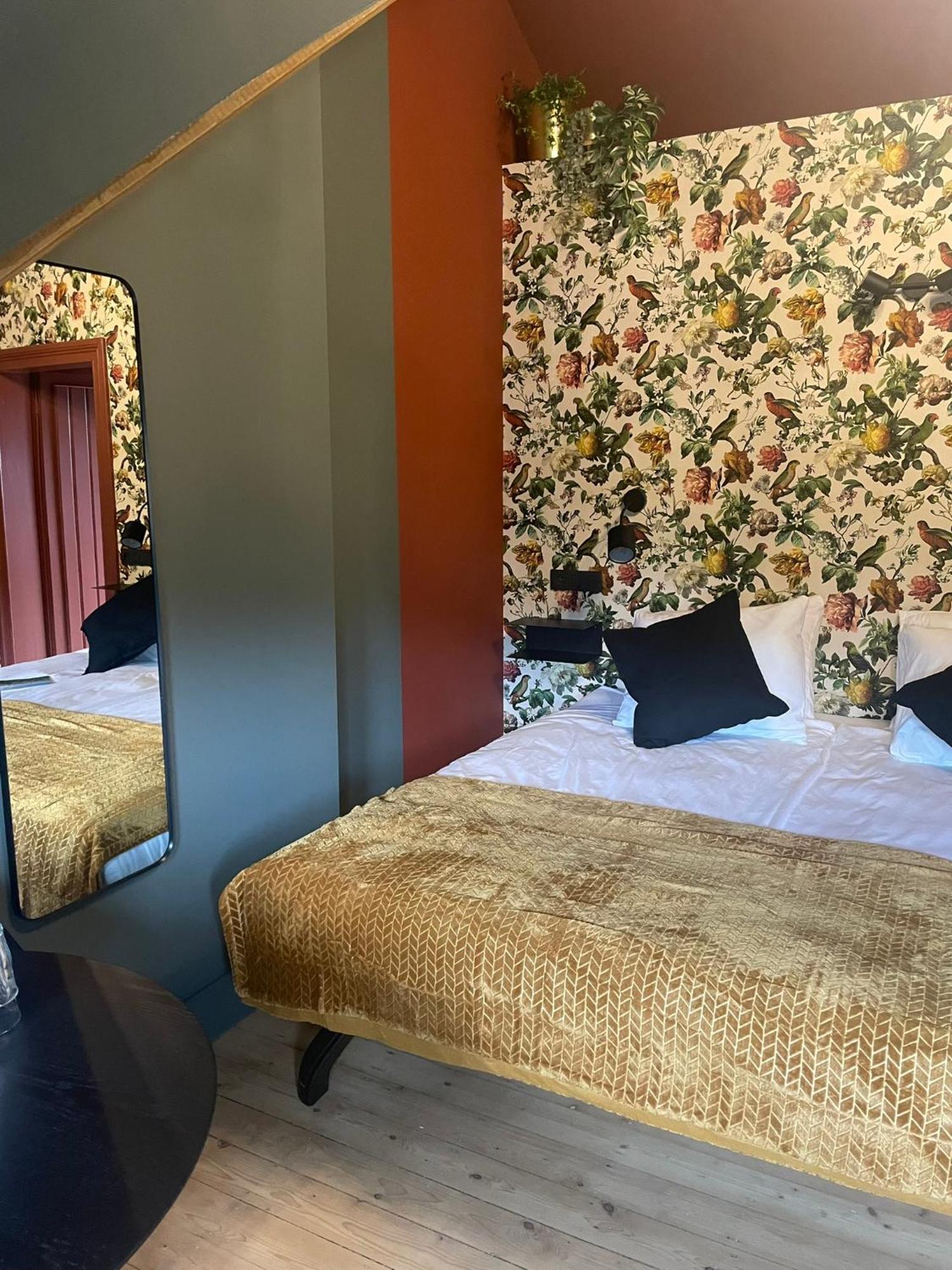B&B Het Notarishuis - Authentiek Verblijf Nabij Maastricht Fourons Extérieur photo