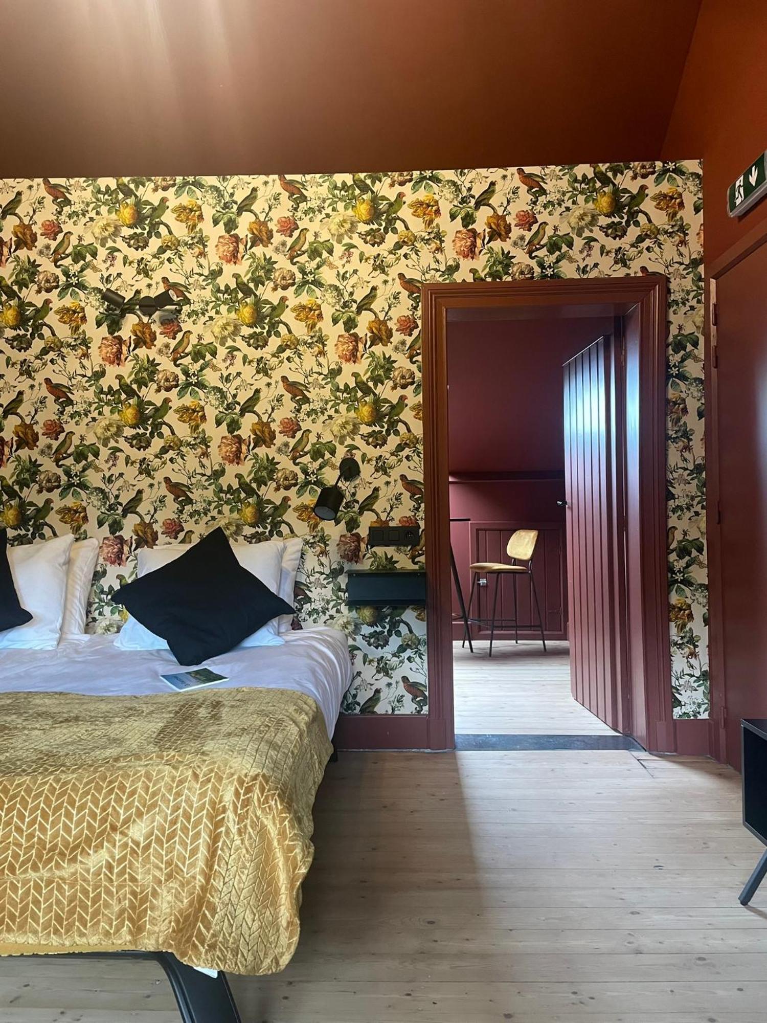 B&B Het Notarishuis - Authentiek Verblijf Nabij Maastricht Fourons Extérieur photo